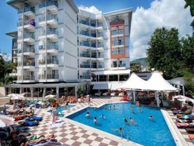 Grand Okan Hotel